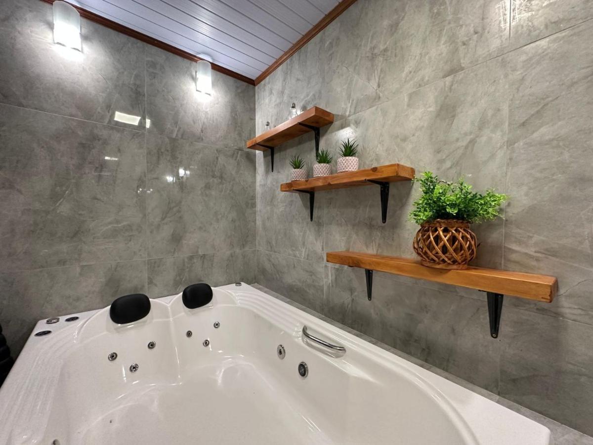 Appartement Apartamento Com Hidromassagem Em Gramado Extérieur photo